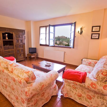 Vivienda Casa Luisa Apartment Комилас Екстериор снимка