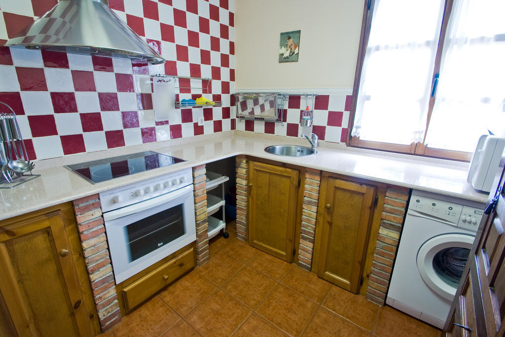 Vivienda Casa Luisa Apartment Комилас Екстериор снимка