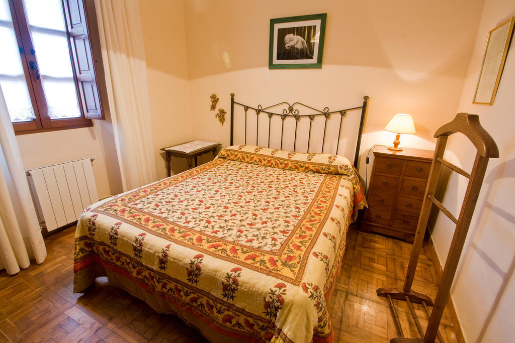 Vivienda Casa Luisa Apartment Комилас Екстериор снимка