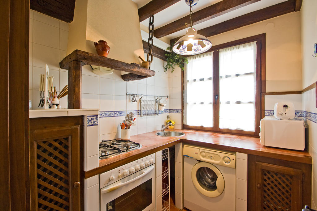 Vivienda Casa Luisa Apartment Комилас Екстериор снимка